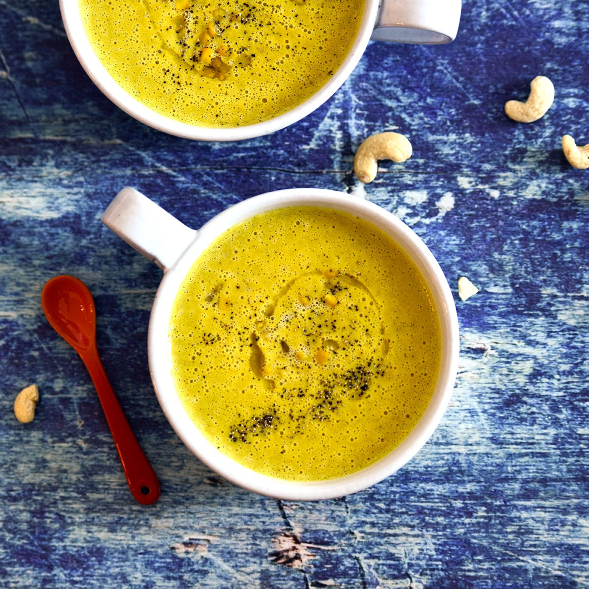 Slow Cooker: Creamy Vegan Turmeric Corn Soup