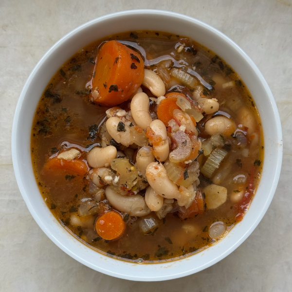 White bean soup with mushroom powder
